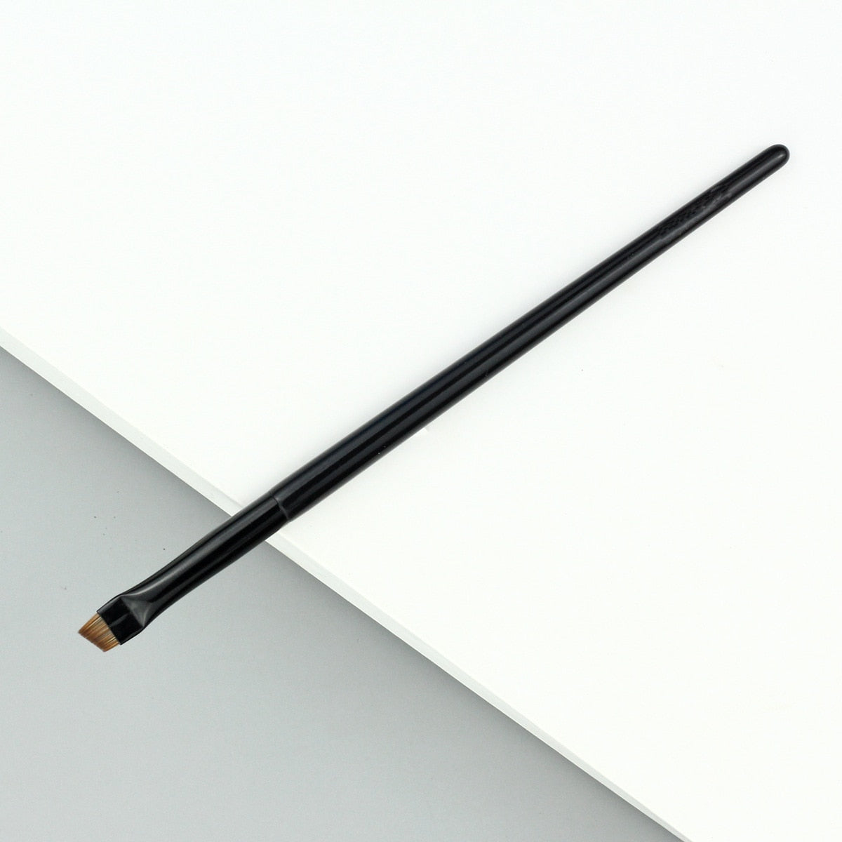 LOYBJ 1/2 stücke Klinge Make-Up Pinsel Abgewinkelt Dünne Augenbraue Pinsel Flach Feinen Eyeliner Pinsel Professionelle Liner Stirn Schönheit bilden Werkzeug