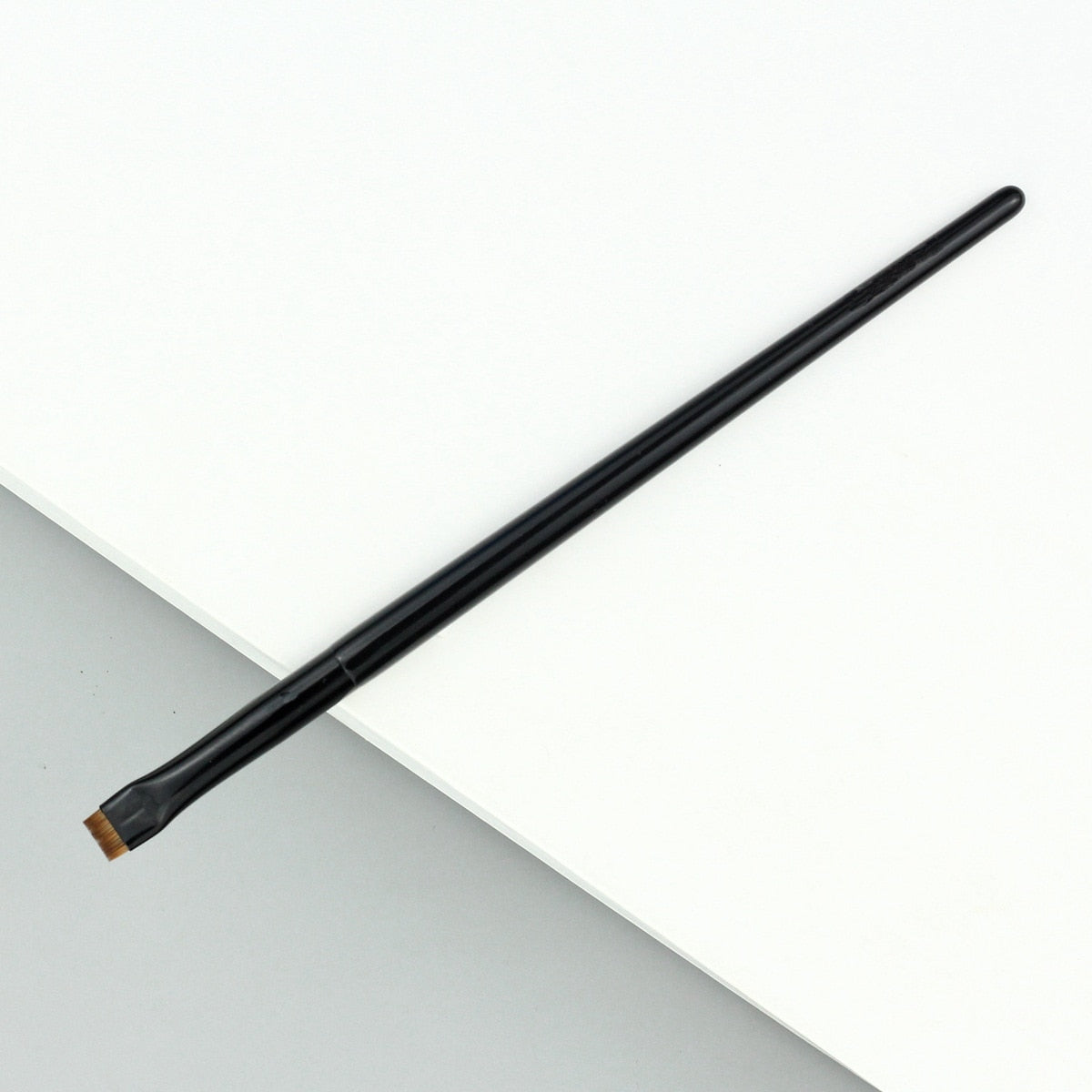 LOYBJ 1/2 stücke Klinge Make-Up Pinsel Abgewinkelt Dünne Augenbraue Pinsel Flach Feinen Eyeliner Pinsel Professionelle Liner Stirn Schönheit bilden Werkzeug