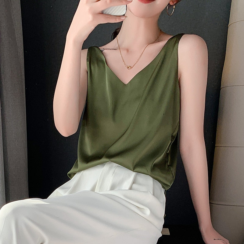 Strap Top Women Halter V Neck Basic White Cami Sleeveless Satin Silk Tank Tops Women&#39;S Summer Camisole
