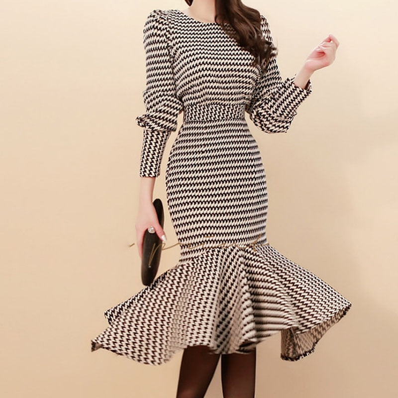 2019 New Spring Women&#39;s Sheath High Waist O-Neck Striped Lantern Sleeve Dress Fashion Elegant Slim Office Lady Dresses D93508X