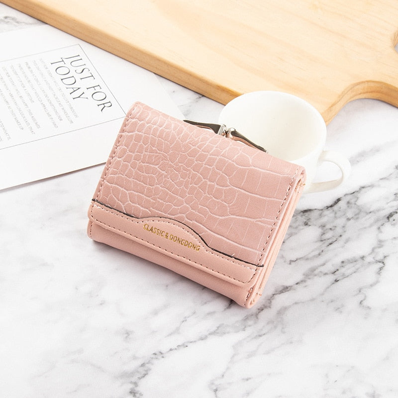 Leather Women's Wallet Female Short Retro Three-fold Folding Student Version Simple Multi-card Crocodile Pattern Coin Purse