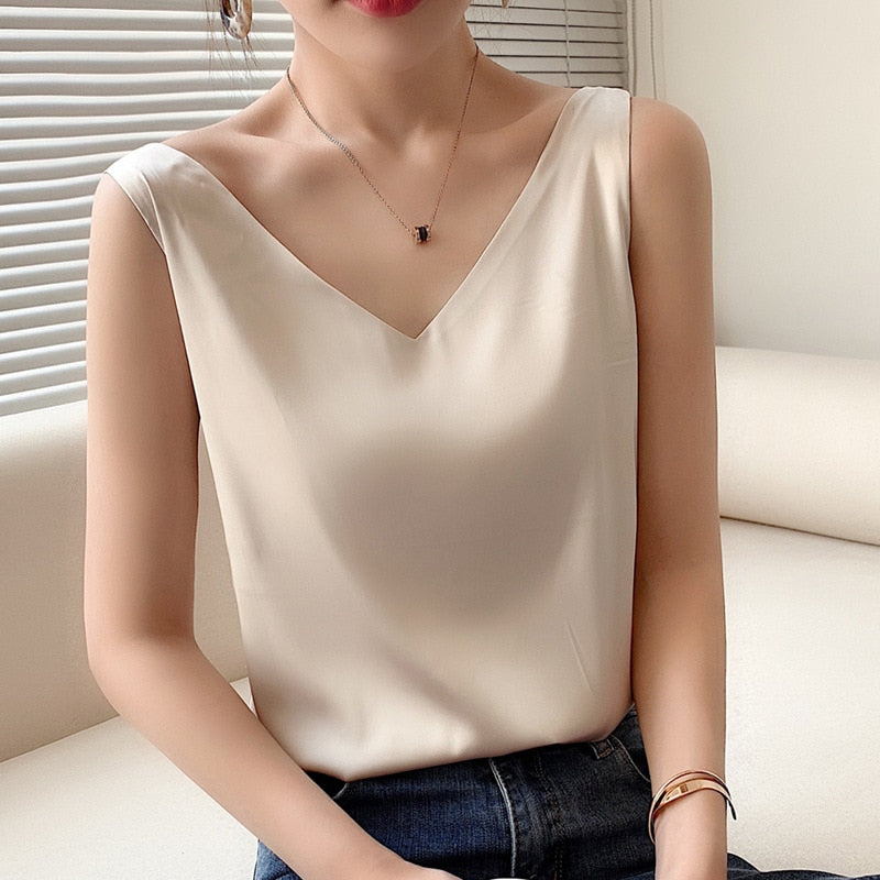 Strap Top Women Halter V Neck Basic White Cami Sleeveless Satin Silk Tank Tops Women&#39;S Summer Camisole