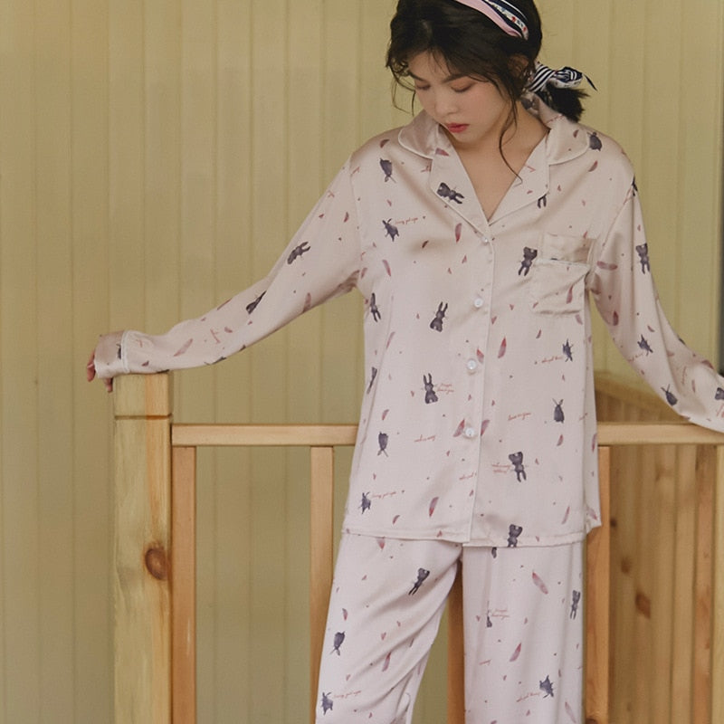 Pajamas 2022 spring and summer new simple fashion 3D digital positioning printing short-sleeved trousers women&#39;s pajamas set