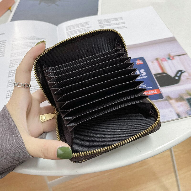 DOLOVE Manufacturer&#39;s Foreign Trade 2023 Classic Printed Short Women&#39;s Wallet Multi Card Pocket Portable Card Bag Ladies Purse