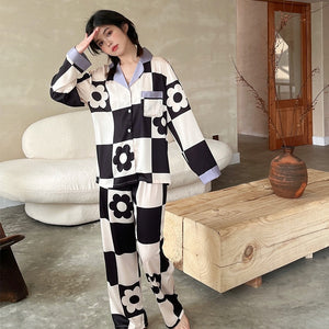 Pajamas 2022 spring and summer new simple fashion 3D digital positioning printing short-sleeved trousers women&#39;s pajamas set