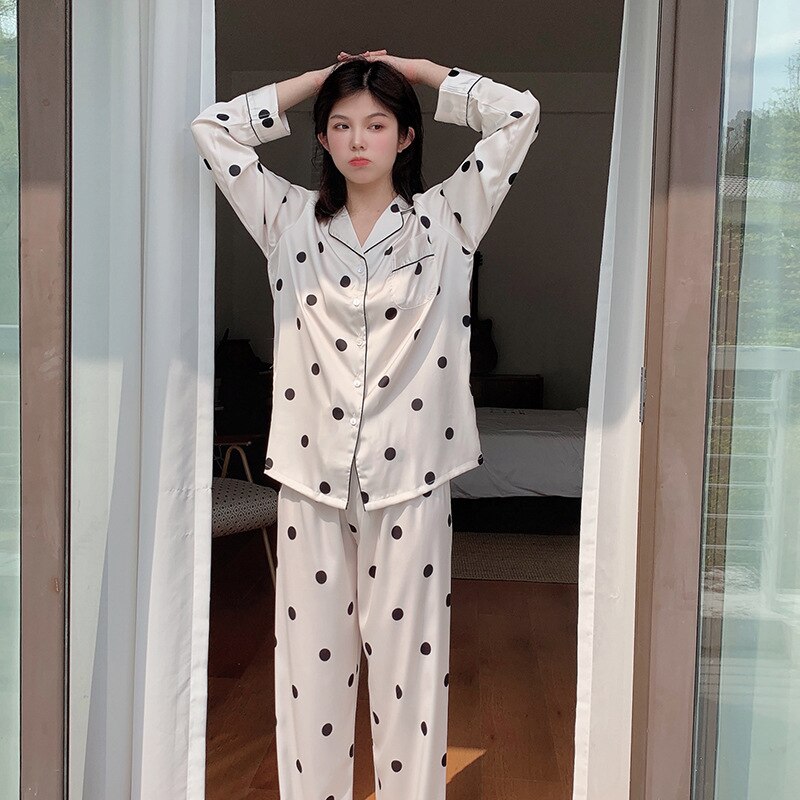 Pajamas 2022 spring and summer new simple fashion 3D digital positioning printing short-sleeved trousers women&#39;s pajamas set